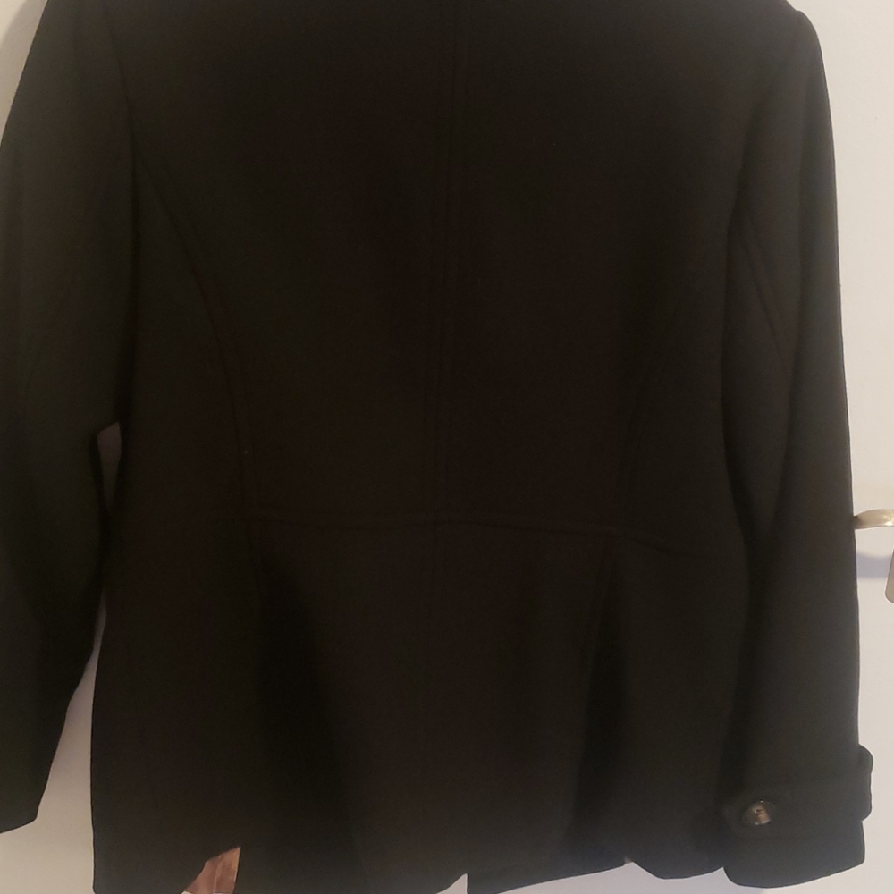 Coat - Picture 6 of 6